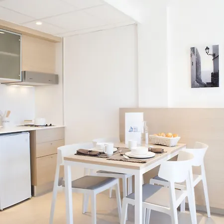 Acualandia Aparthotel 4*