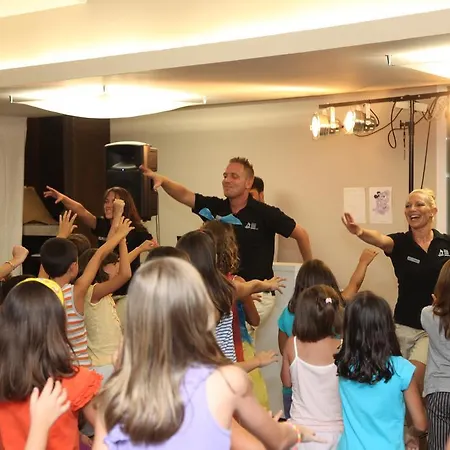 Acualandia 아파트호텔 4*